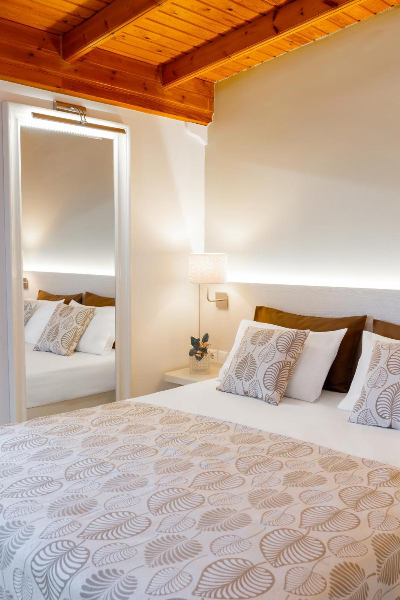 Athos Guest House Pansion Ouranoupoli Extérieur photo